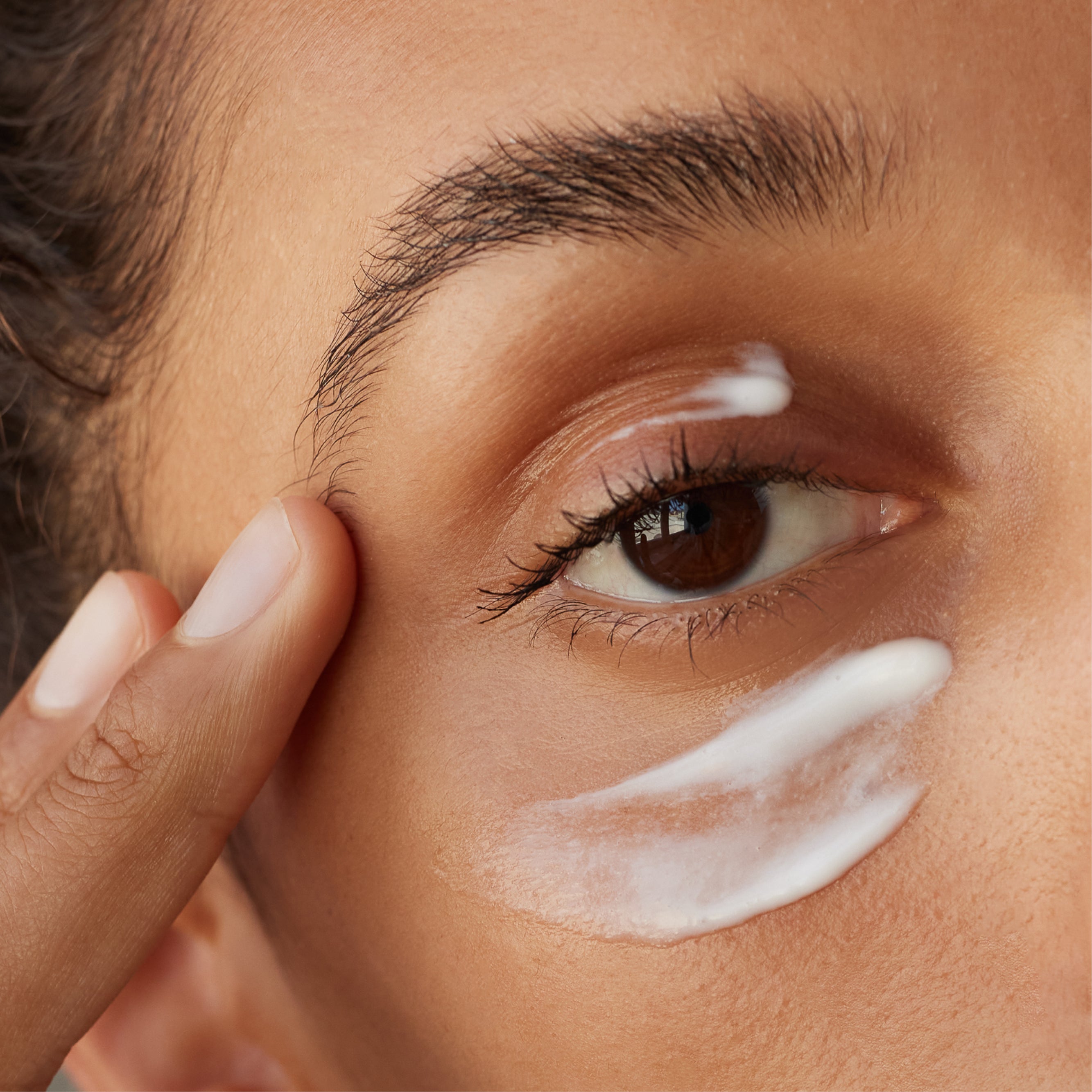 Eye/Yeux Contouring